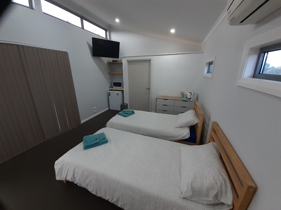 Bremer Bay Budget Accommodation Unit 1 bedroom